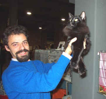 Ebony.jpg (43059 byte)