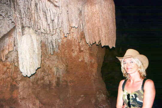 Cuttacutta2.jpg (55942 byte)