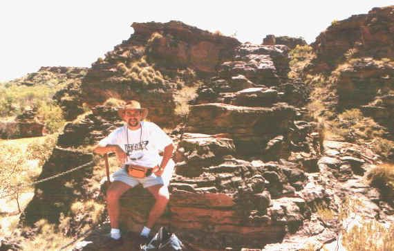 Mini bunglebungle3.jpg (62994 byte)