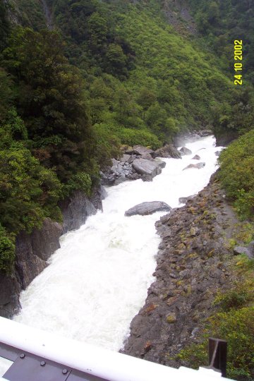 Dcp_0704_.jpg (53391 byte)