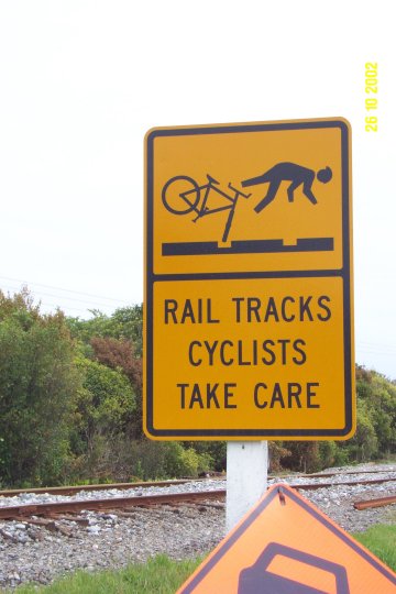 Dcp_0710_.jpg (42338 byte)