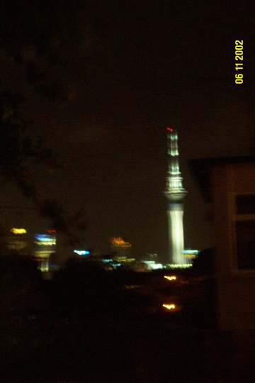 Dcp_0811_.jpg (22556 byte)