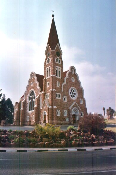 windhochiesa.jpg (41915 byte)