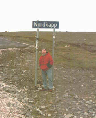 CapoNcartello.jpg (42095 byte)