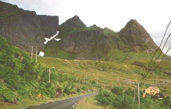 Lofoten1.jpg (50514 byte)