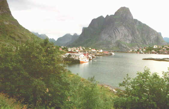 Lofoten2.jpg (48692 byte)