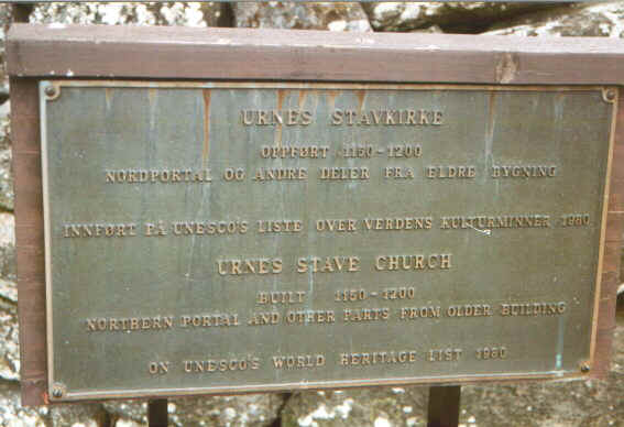 Stavkirkelapide.jpg (49439 byte)