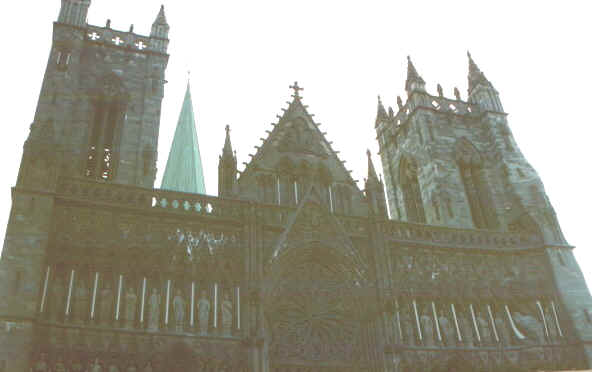 Trondheimdom.jpg (36662 byte)
