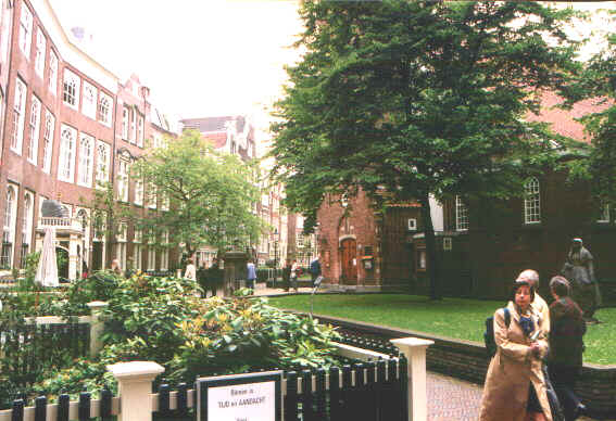 Beghine.jpg (76651 byte)