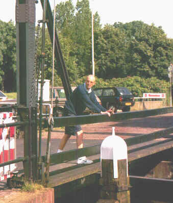 Milanese.jpg (63354 byte)