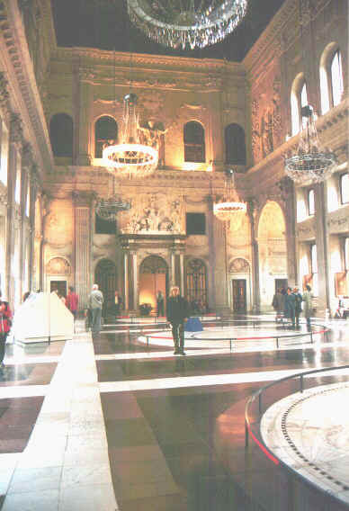 Palazzo reale.jpg (60283 byte)