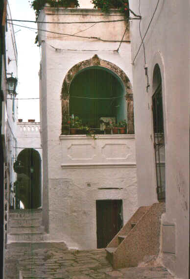 Ostuni2.jpg (45647 byte)
