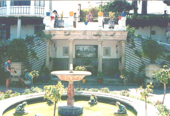 Rondagiardini.jpg (67848 byte)