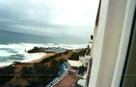 saltrock.jpg (40468 byte)