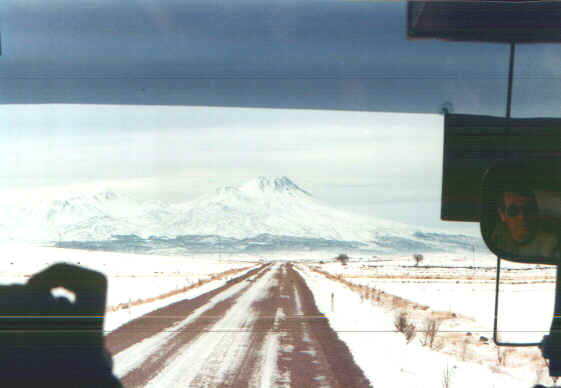 stradaghiaccio.jpg (36583 byte)