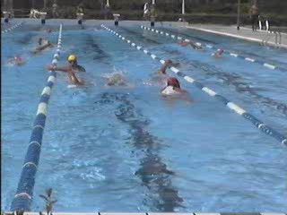 nuoto_1.jpg (21645 byte)